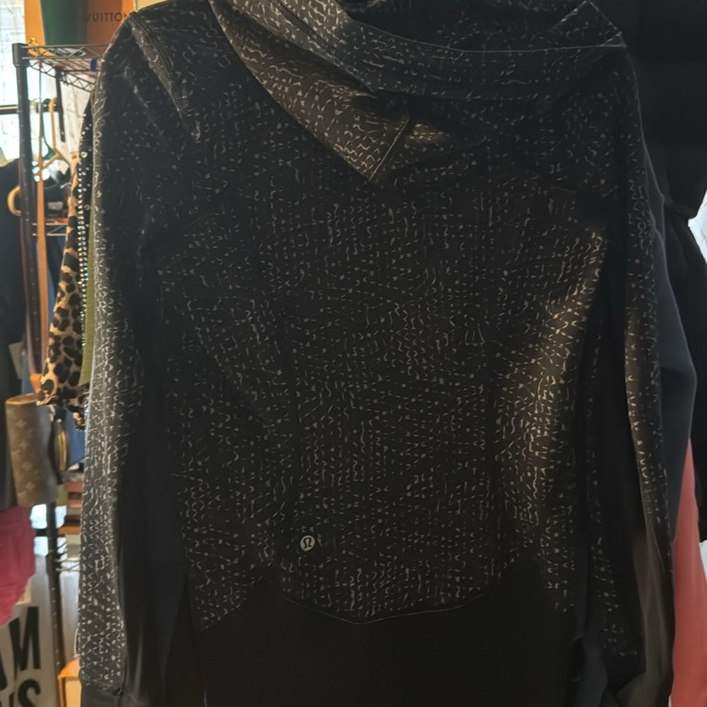 Lululemon Daily Practice Jacket - image 4